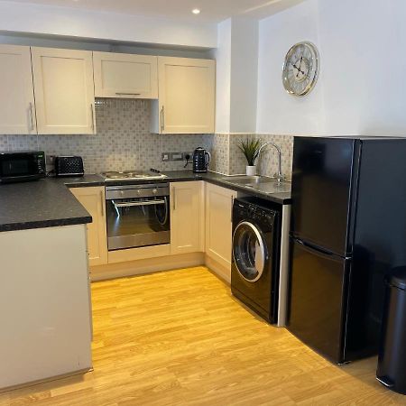 Moda Wigan - Stylish 2 Bed Apartment Central Wigan Zewnętrze zdjęcie