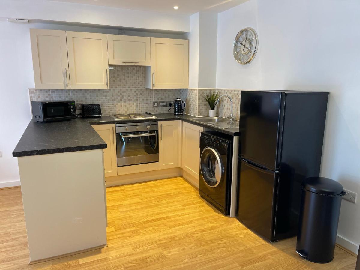 Moda Wigan - Stylish 2 Bed Apartment Central Wigan Zewnętrze zdjęcie